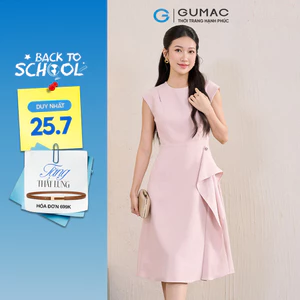 Đầm nữ GUMAC form A tùng cách điệu có túi cổ khoét đính nút tráng trí DF06049