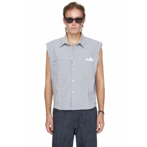 Áo Sơ Mi Nam Không Tay Kẻ Sọc Chéo Màu Xanh - BEUTER® MS RELAXED SLEEVELESS DIAGONAL STRIPED SHIRT - BLUE